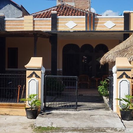 Arriani Homestay Karimunjawa Luaran gambar